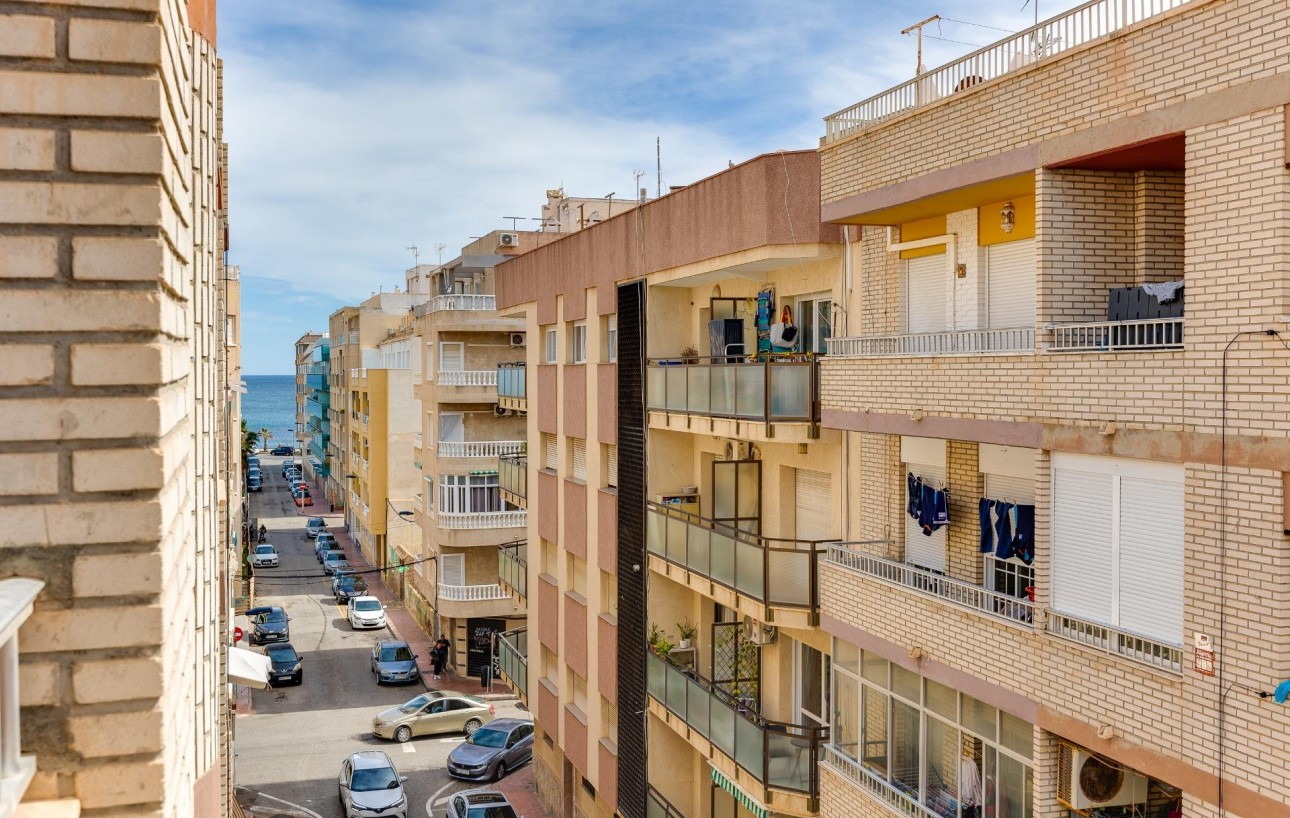Resale - Lägenhet - Torrevieja - Playa del cura