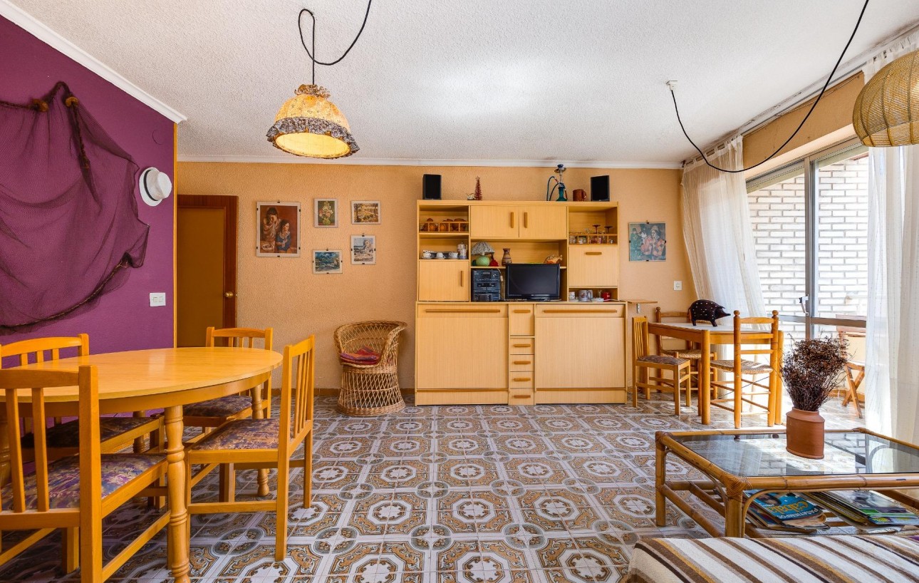 Resale - Lägenhet - Torrevieja - Playa del cura