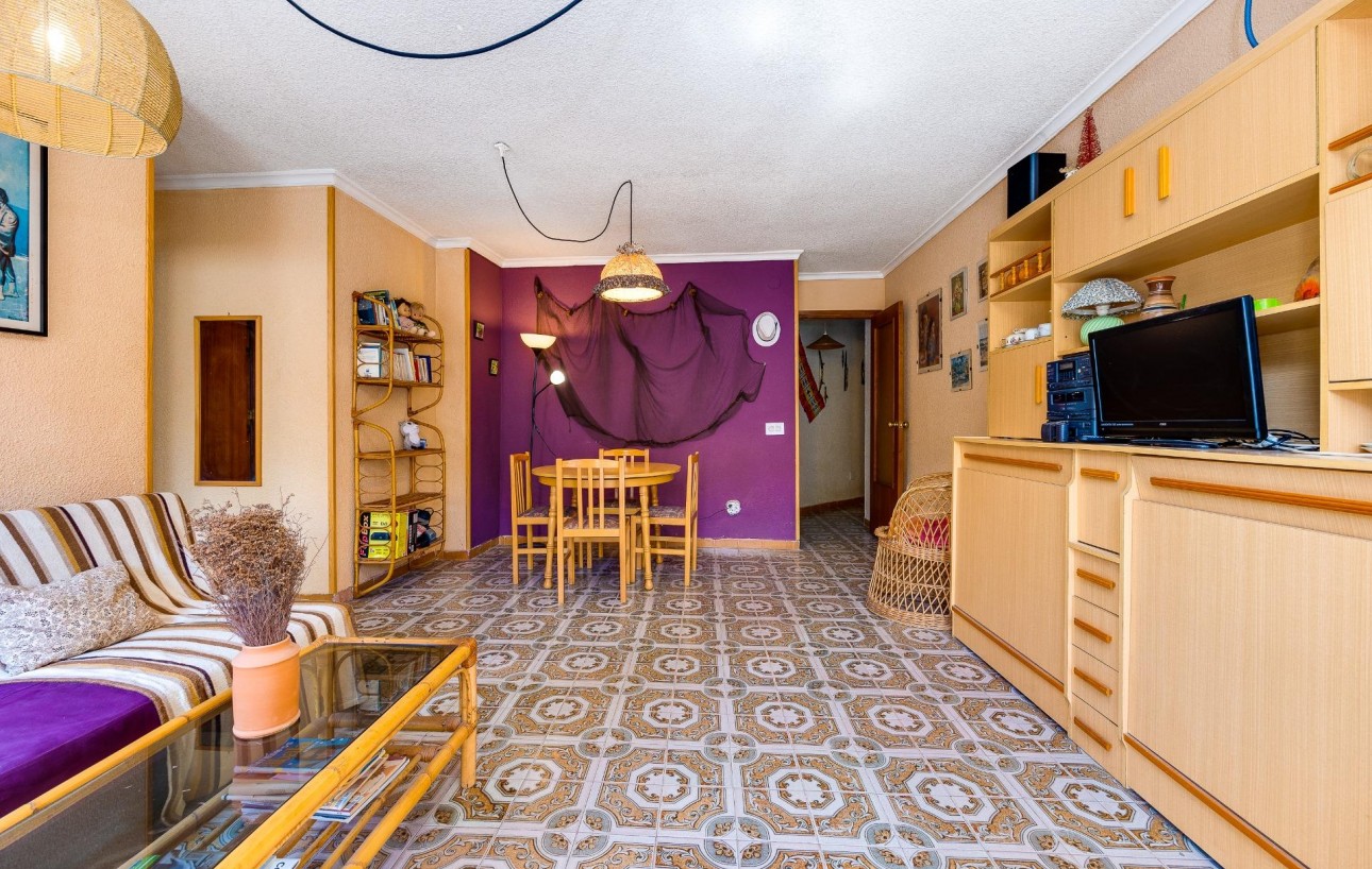 Resale - Lägenhet - Torrevieja - Playa del cura