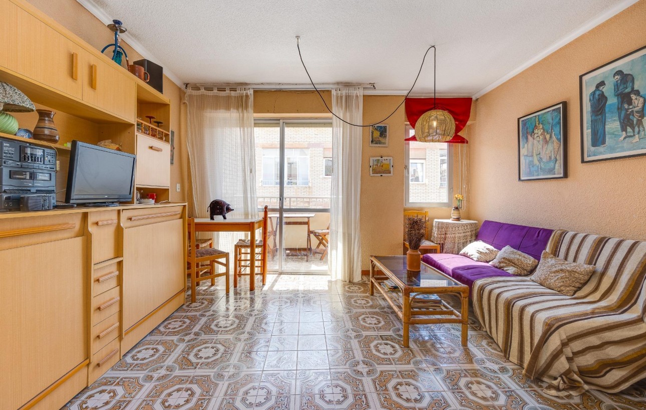 Resale - Lägenhet - Torrevieja - Playa del cura