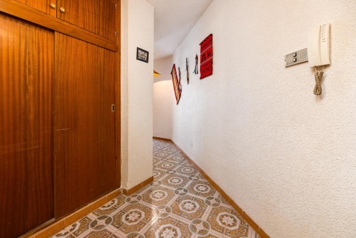 Resale - Lägenhet - Torrevieja - Playa del cura