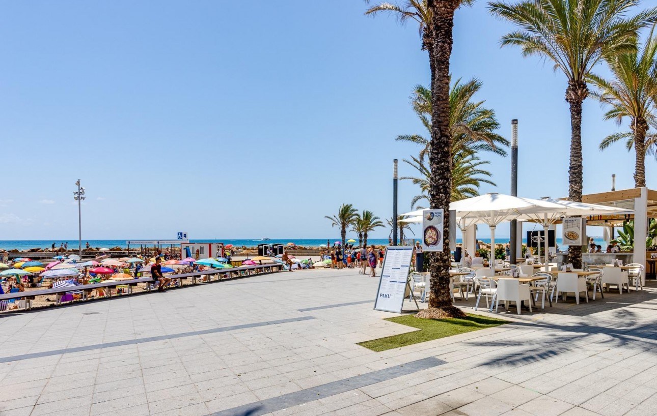 Resale - Lägenhet - Torrevieja - Playa del cura