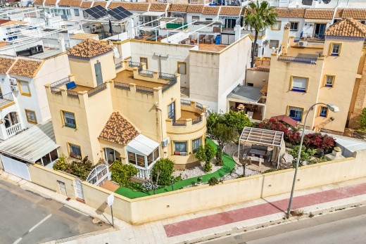 Resale - Chalet - Orihuela Costa - Los Almendros-La Florida