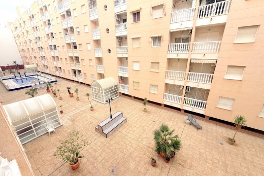 Resale - Lägenhet - Torrevieja - Estacion de autobuses