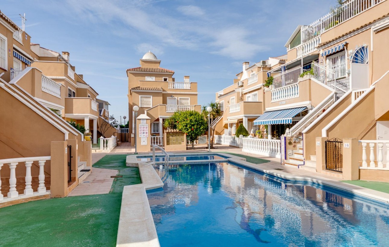 Venta - Bungalow Planta Baja - Torrevieja - La veleta