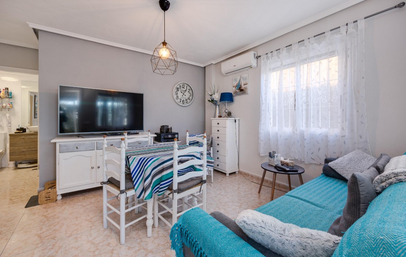 Venta - Bungalow Planta Baja - Torrevieja - La veleta