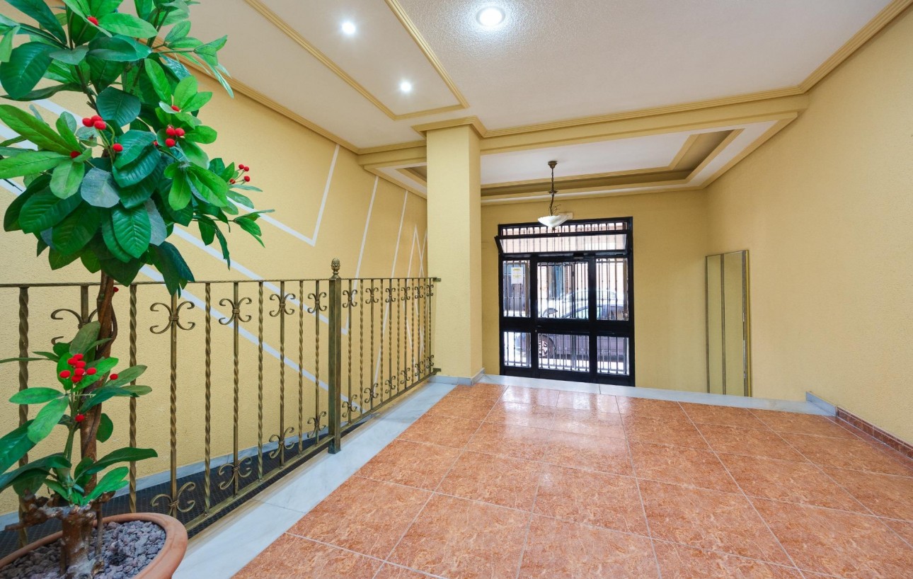 Revente - Appartement - Torrevieja - Habaneras