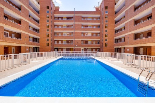Resale - Lägenhet - Torrevieja - Playa de los Naufragos