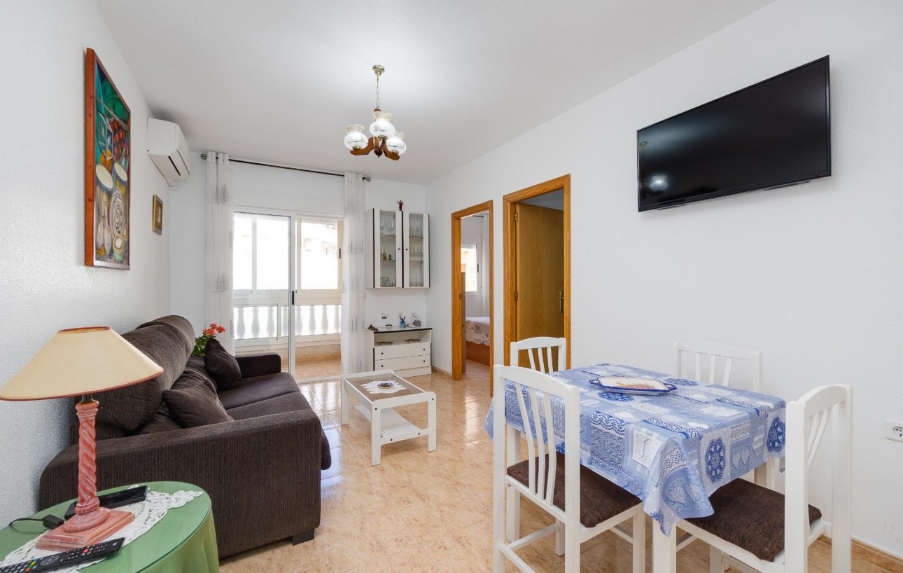 Resale - Wohnung - Torrevieja - Playa de los locos