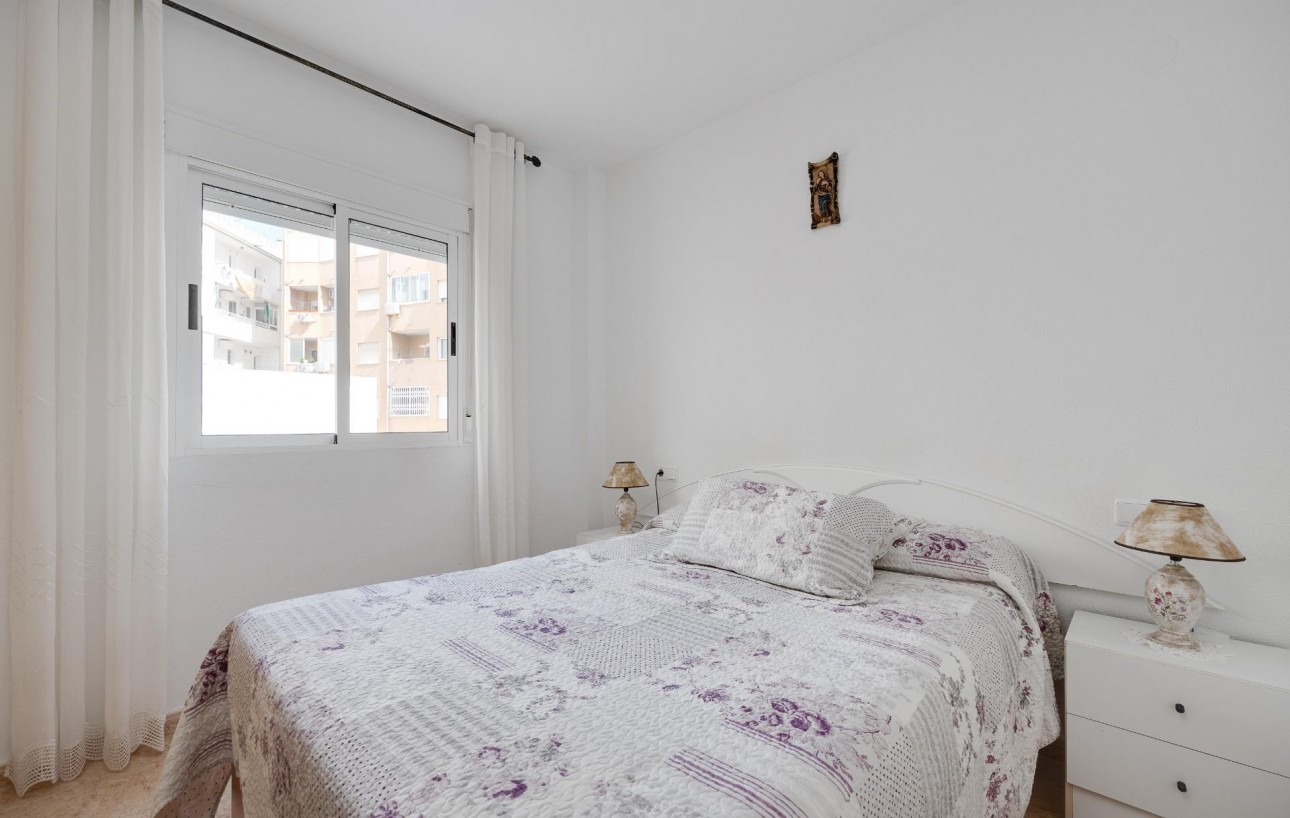 Resale - Wohnung - Torrevieja - Playa de los locos