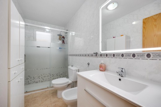 Resale - Wohnung - Torrevieja - Playa de los locos