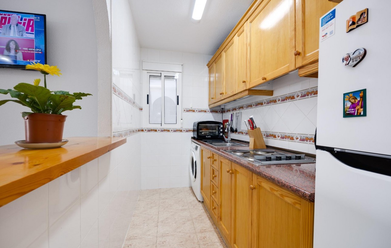 Resale - Wohnung - Torrevieja - Playa de los locos