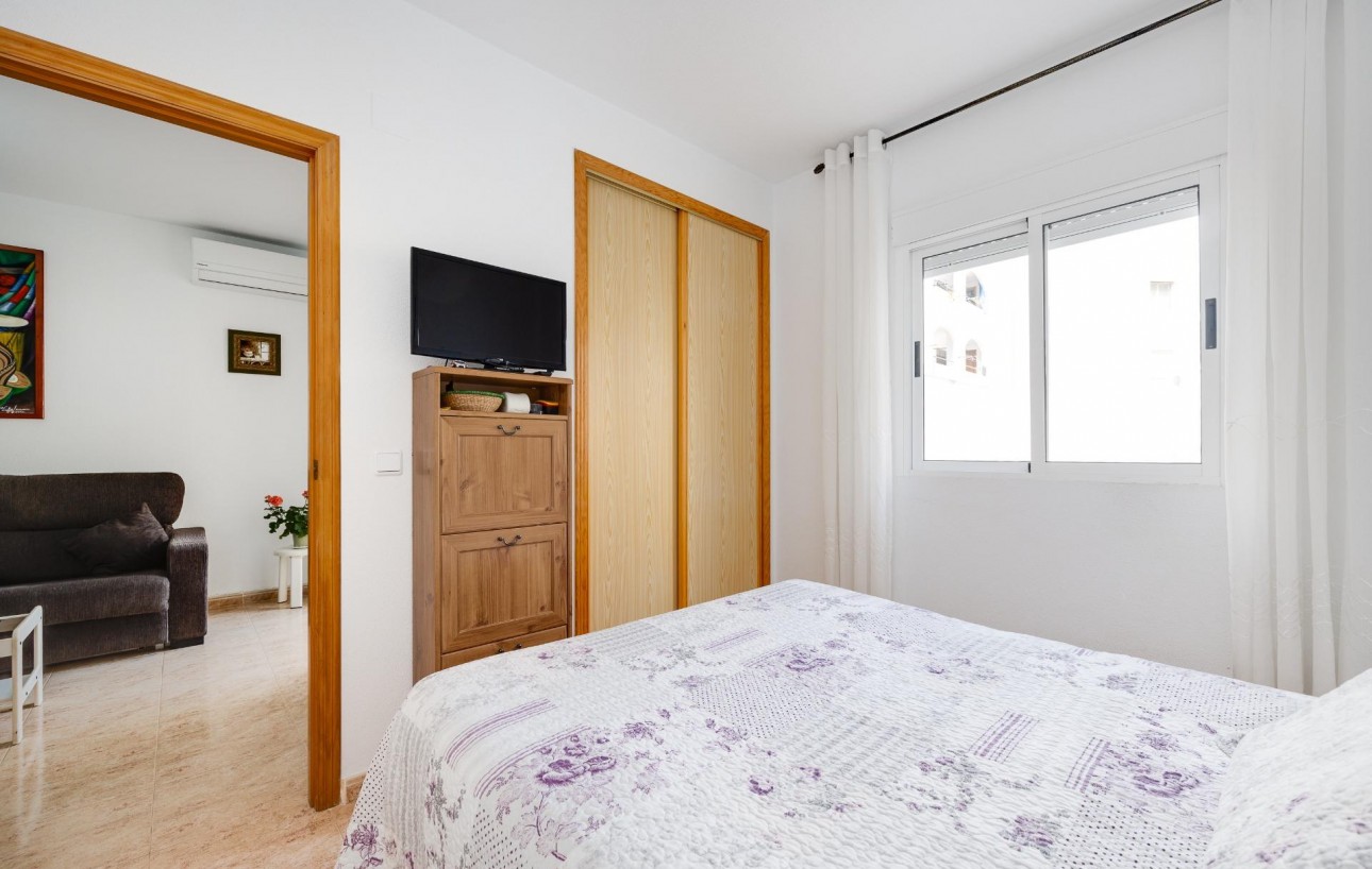 Resale - Wohnung - Torrevieja - Playa de los locos