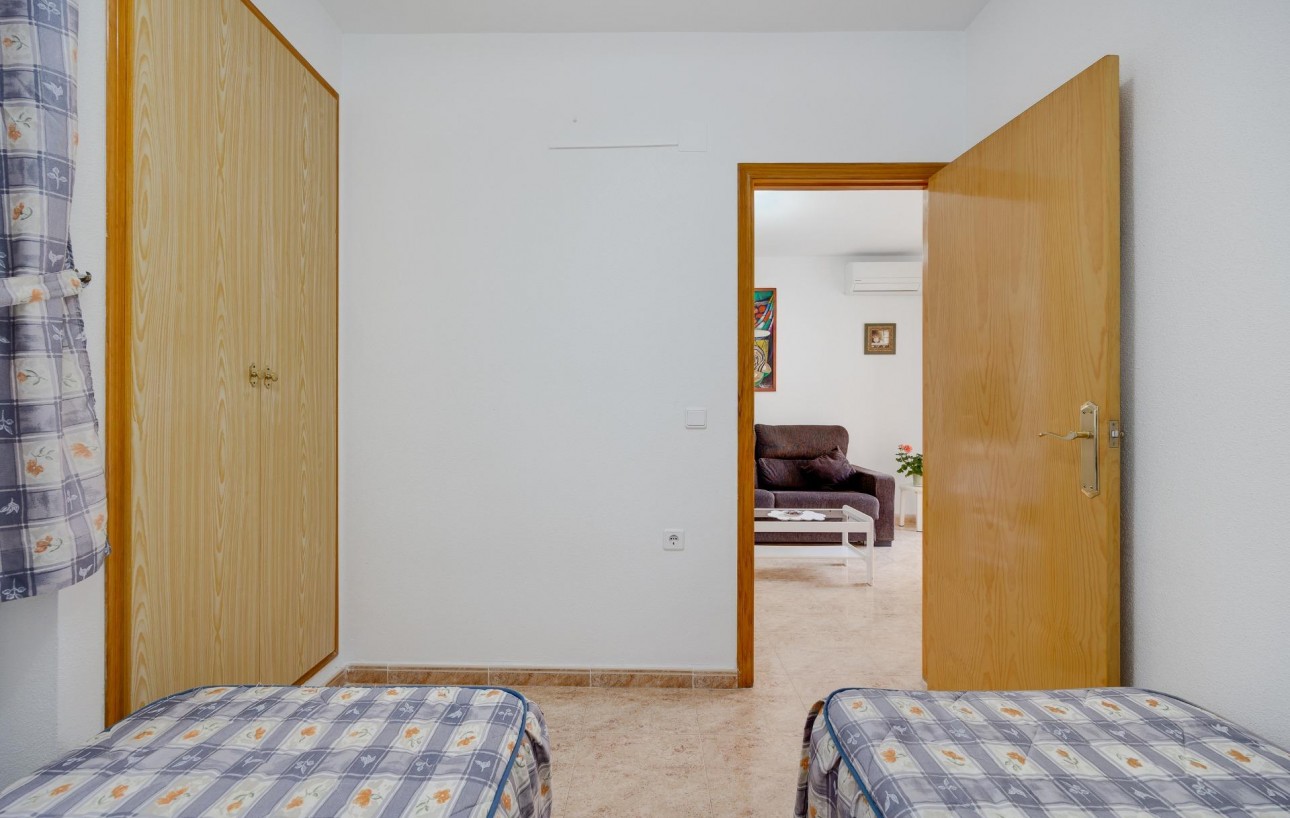 Resale - Wohnung - Torrevieja - Playa de los locos