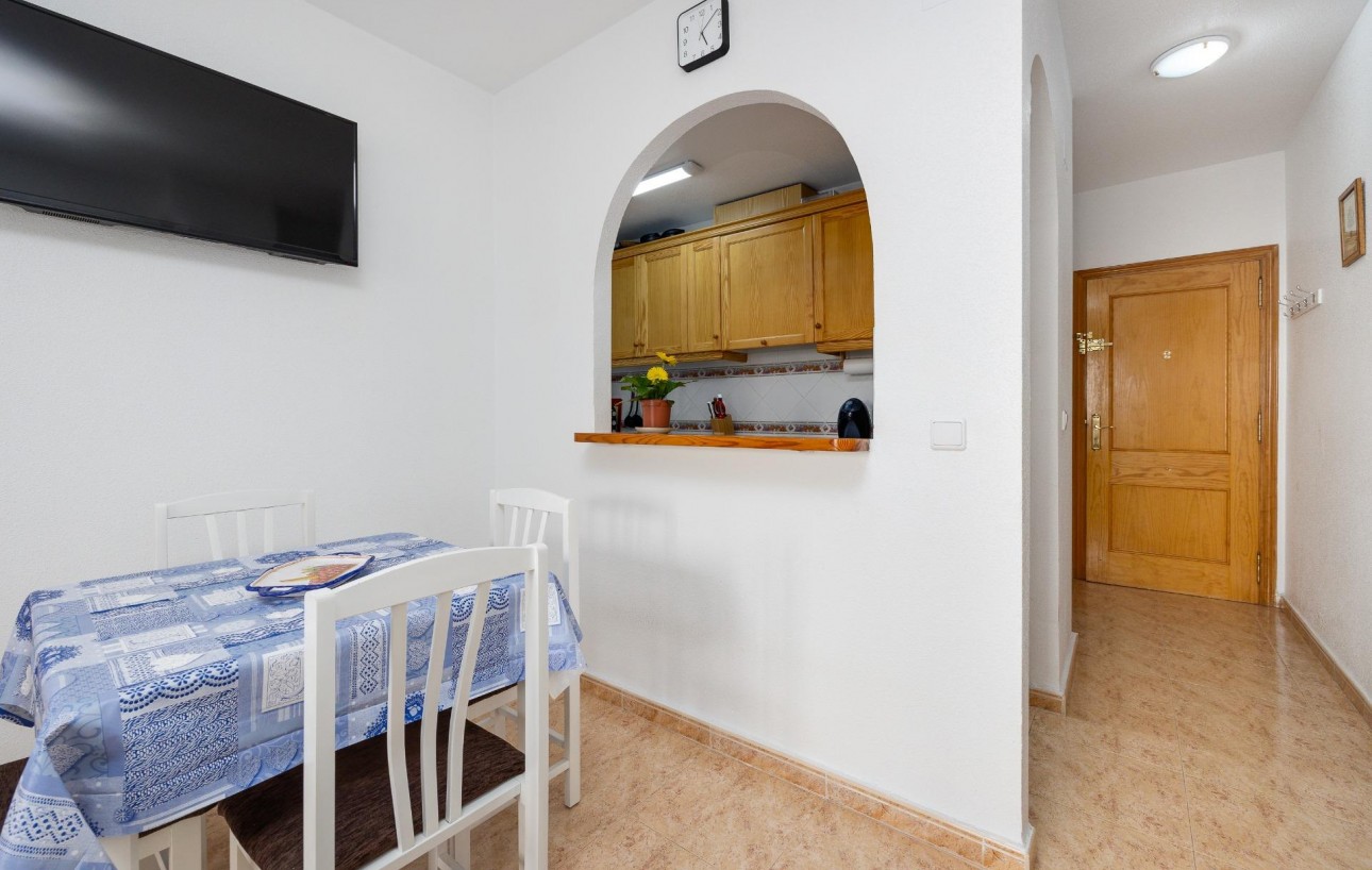 Resale - Wohnung - Torrevieja - Playa de los locos