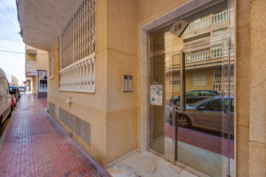 Resale - Wohnung - Torrevieja - Playa de los locos