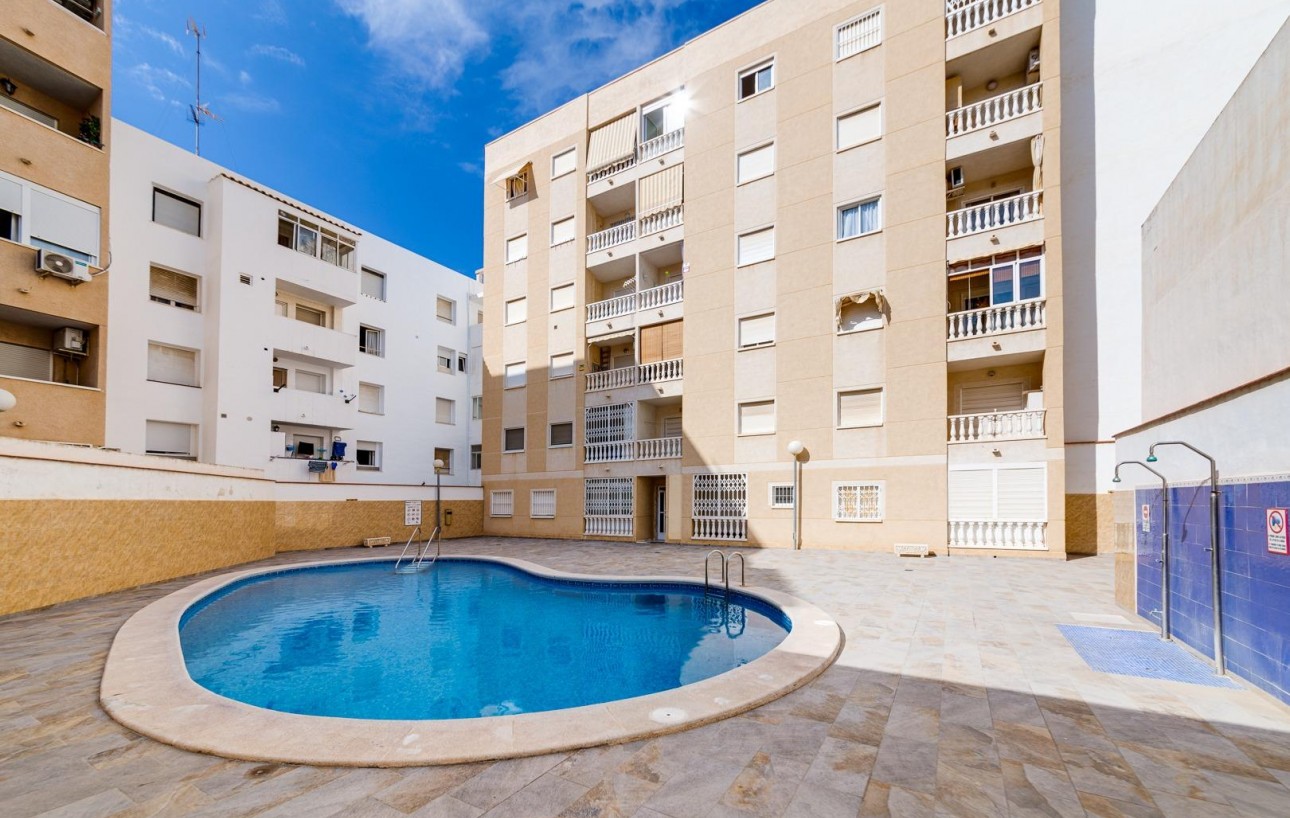 Resale - Wohnung - Torrevieja - Playa de los locos