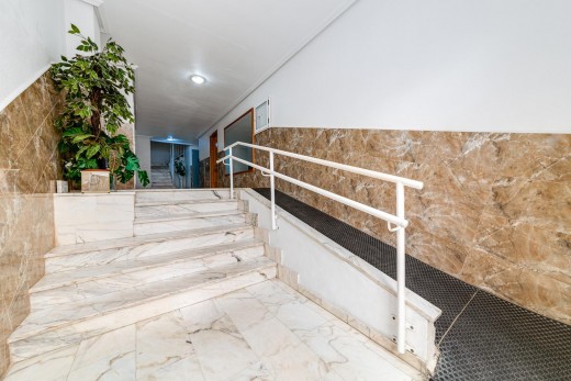 Resale - Wohnung - Torrevieja - Playa de los locos