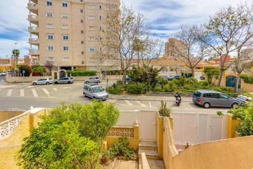 Resale - Bungalow Planta Alta - Torrevieja - Nueva Torrevieja