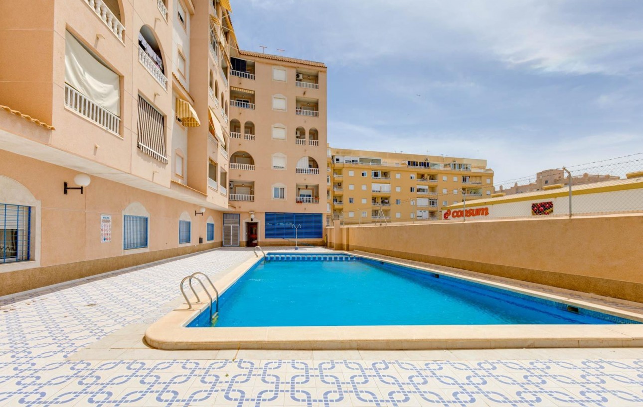 Revente - Appartement - Torrevieja - El molino