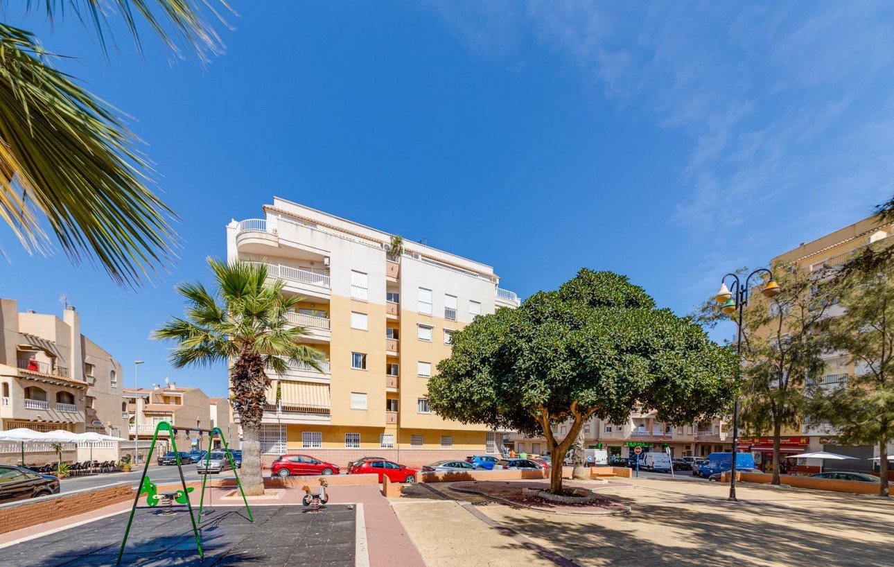 Revente - Appartement - Torrevieja - Habaneras