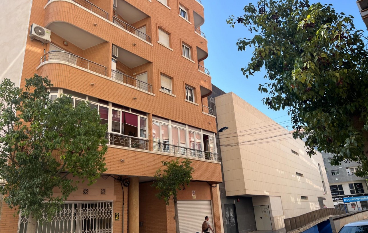 Resale - Wohnung - Torrevieja - Playa del cura
