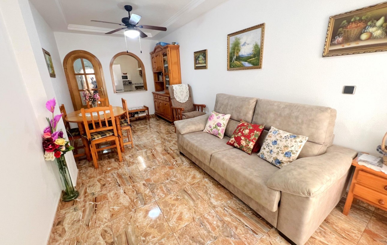 Resale - Wohnung - Torrevieja - Playa del cura