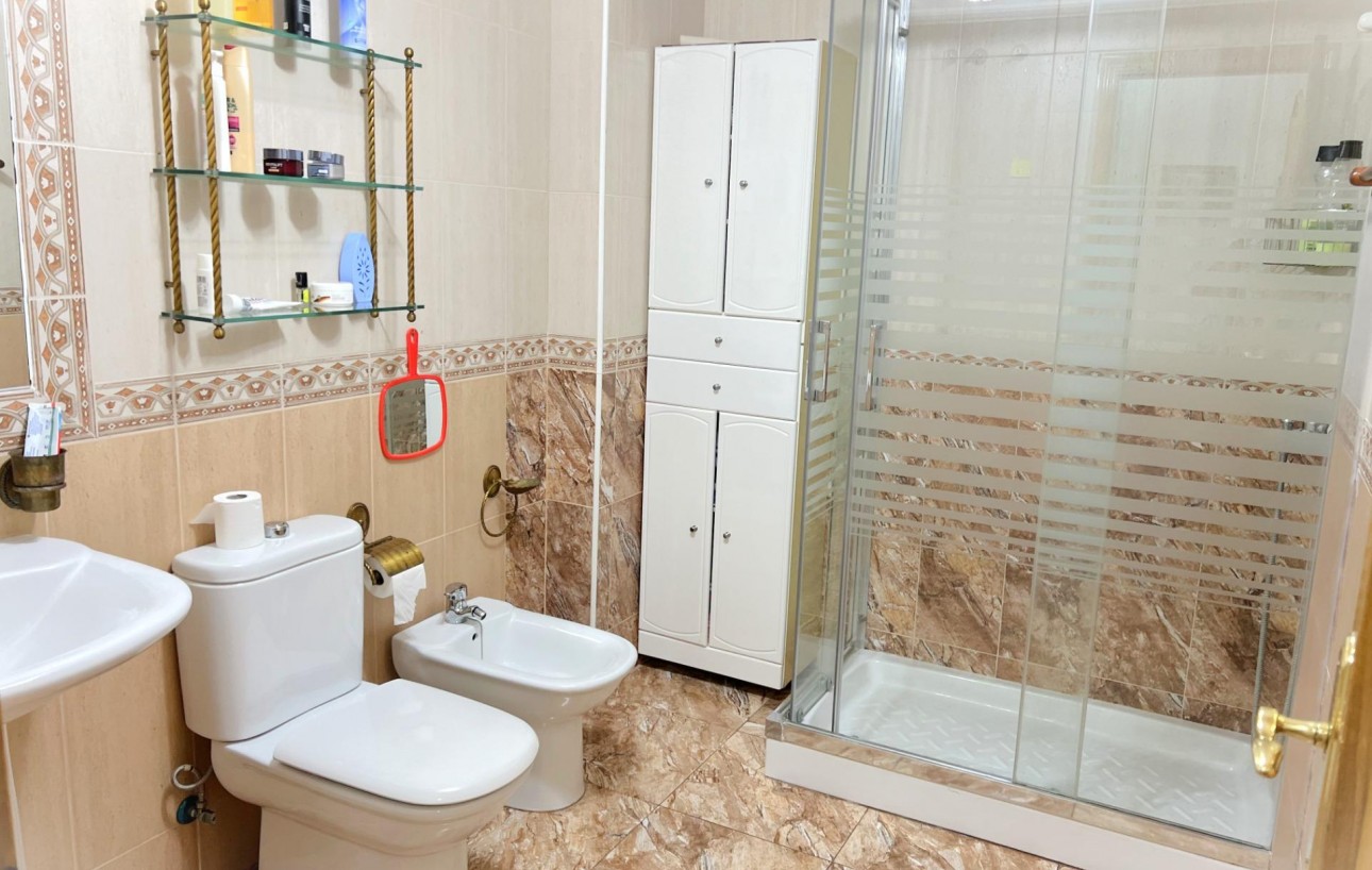Resale - Wohnung - Torrevieja - Playa del cura
