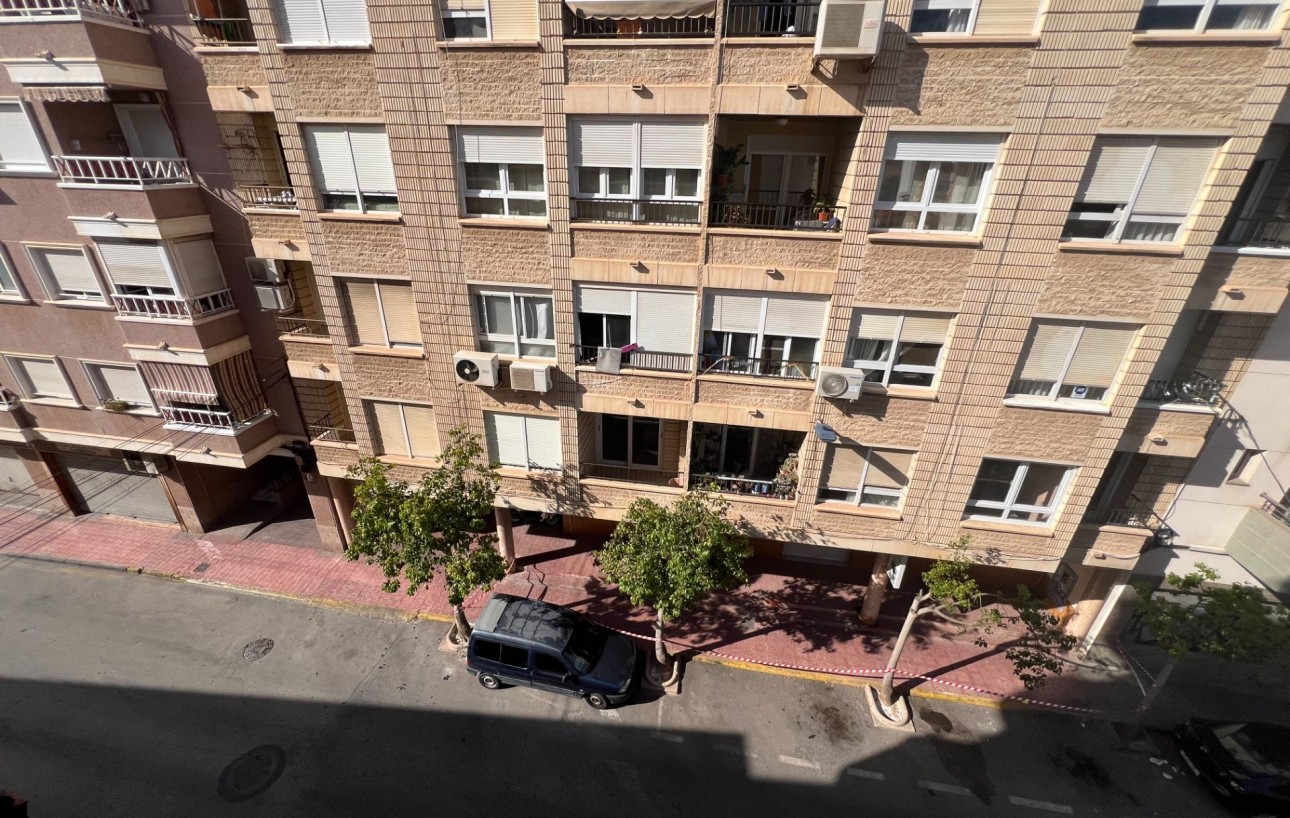 Resale - Wohnung - Torrevieja - Playa del cura