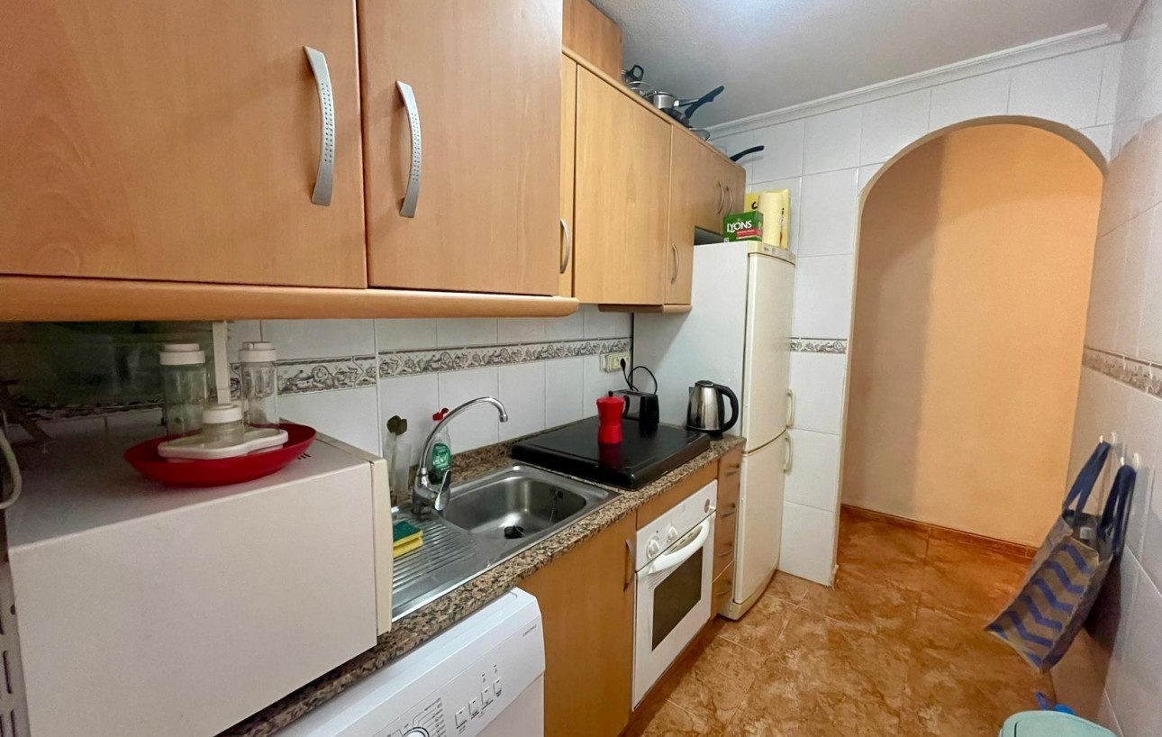 Sale - Apartment - Torrevieja - Centro