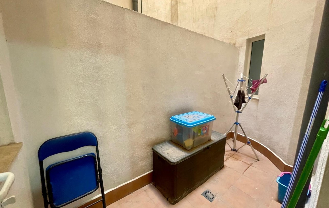 Sale - Apartment - Torrevieja - Centro