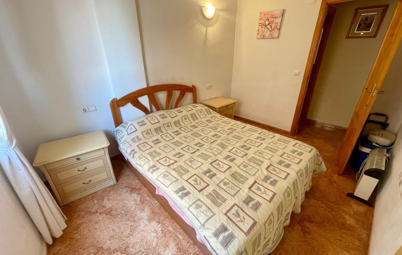 Sale - Apartment - Torrevieja - Centro