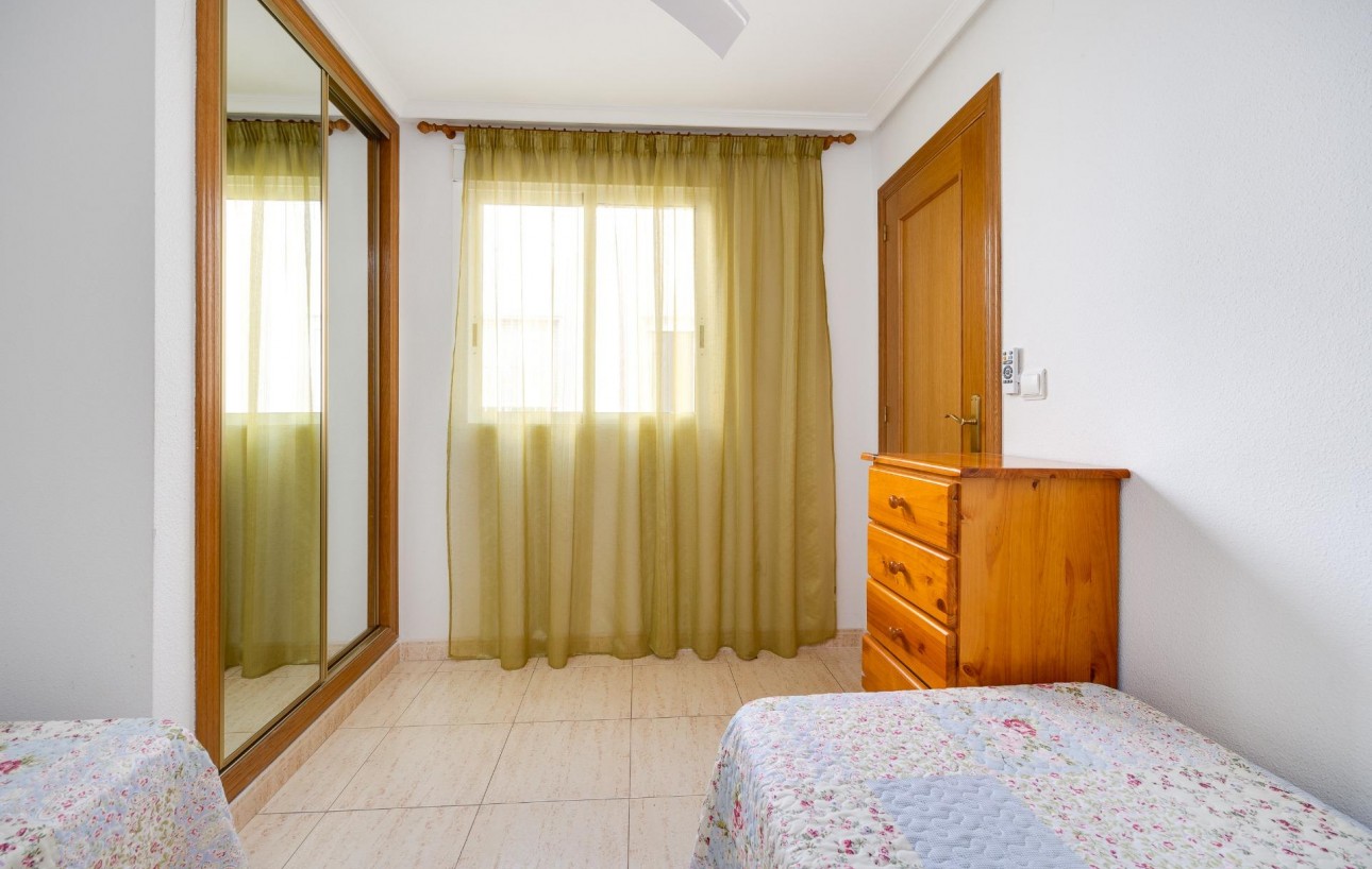 Resale - Penthouse - Torrevieja - Parque de las Naciones