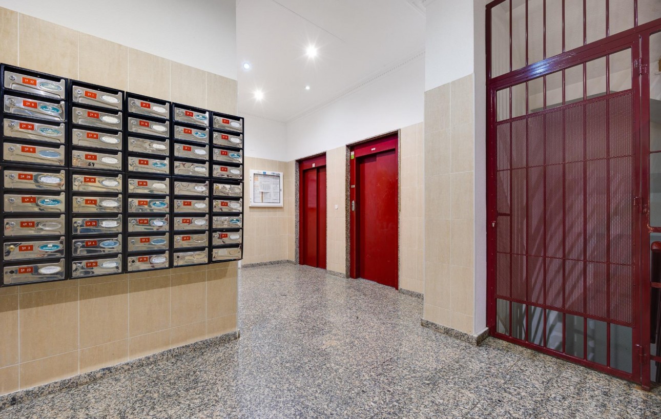 Resale - Penthouse - Torrevieja - Parque de las Naciones