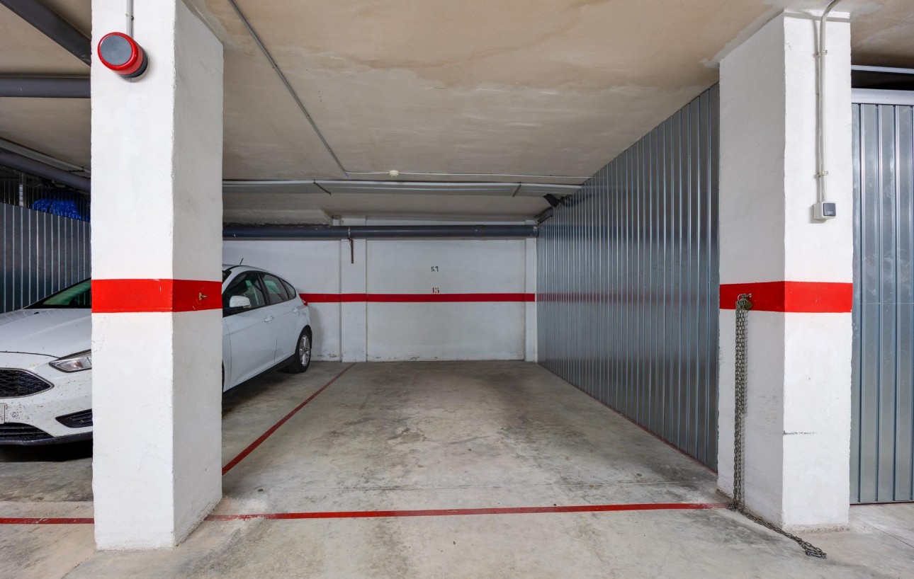 Resale - Penthouse - Torrevieja - Parque de las Naciones