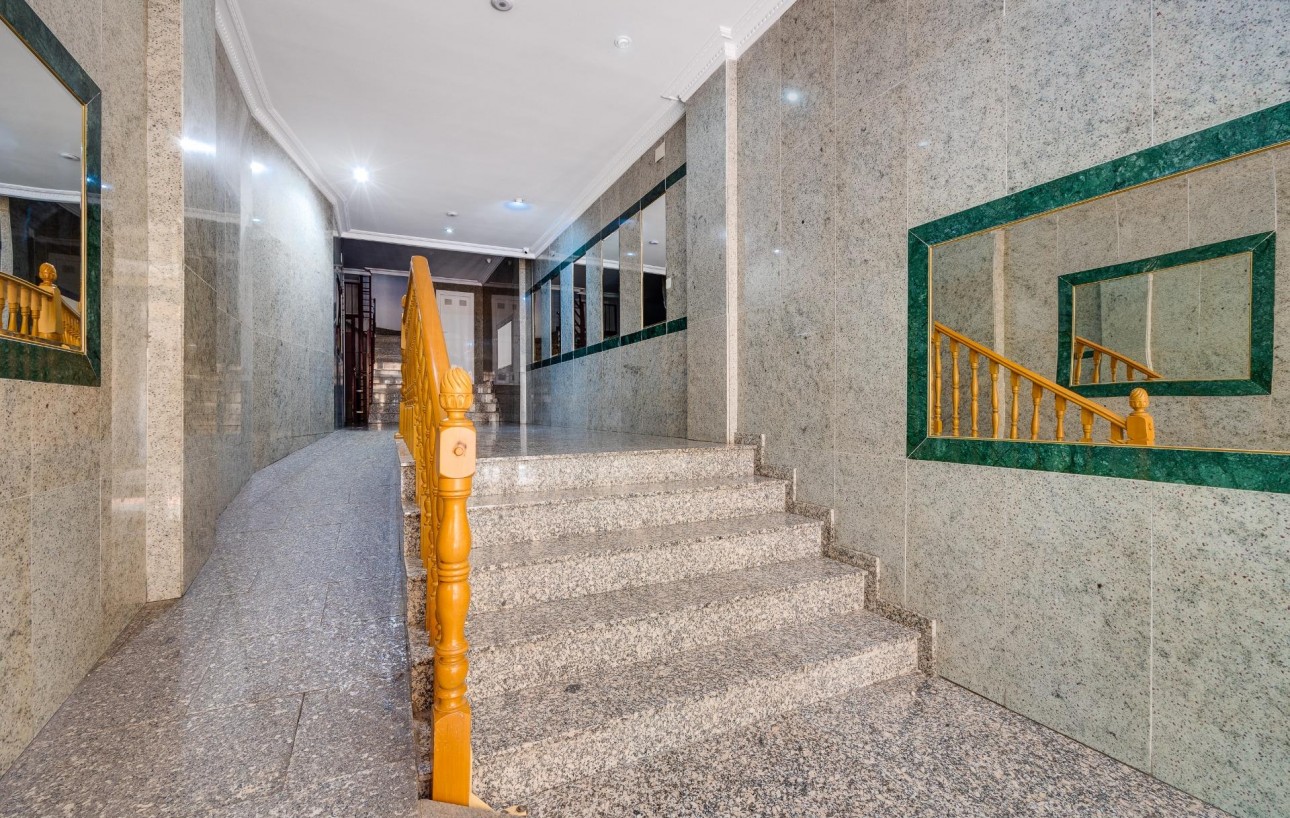 Resale - Penthouse - Torrevieja - Parque de las Naciones