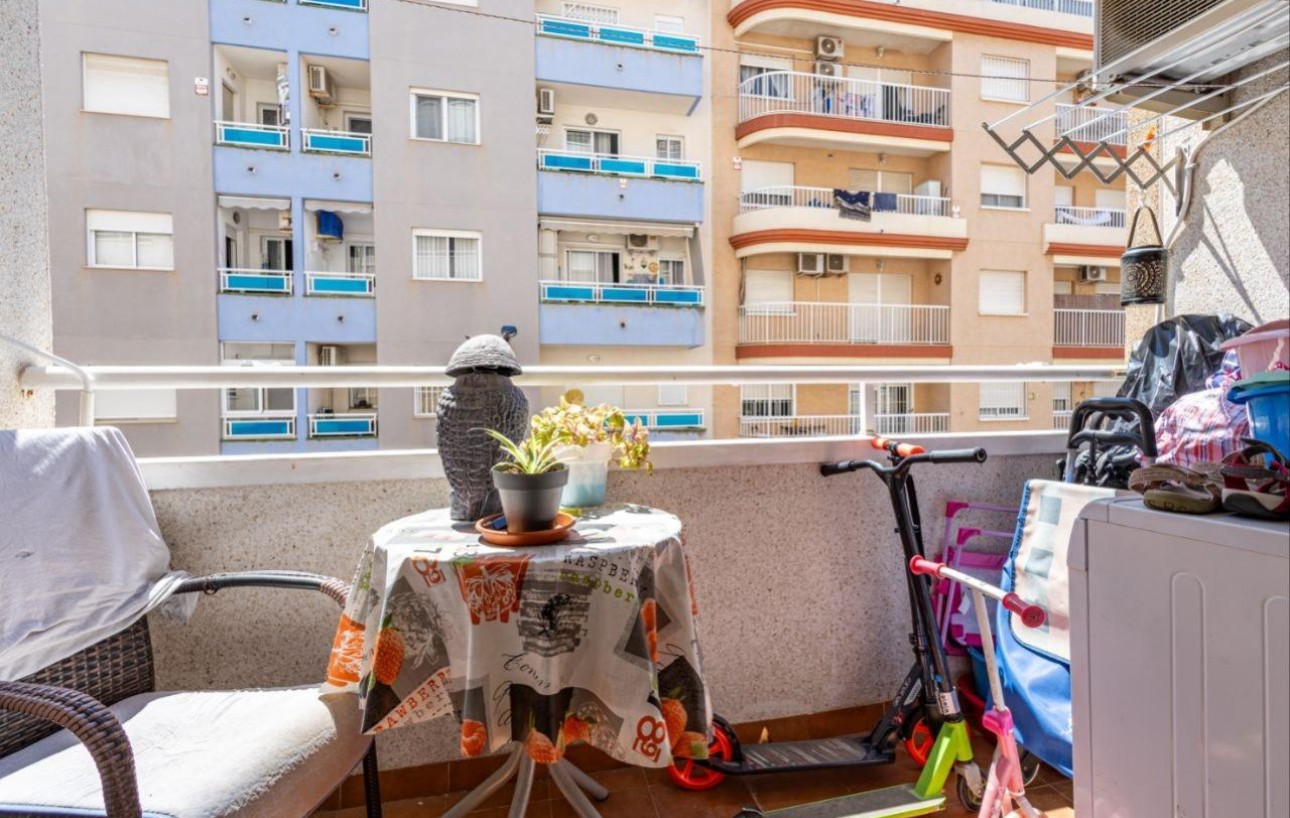 Resale - Wohnung - Torrevieja - Centro