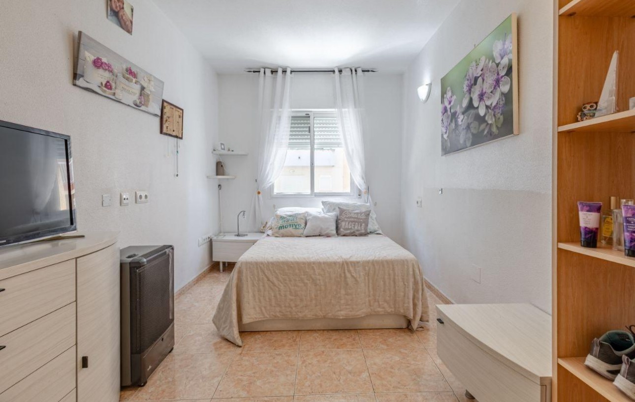 Resale - Wohnung - Torrevieja - Centro