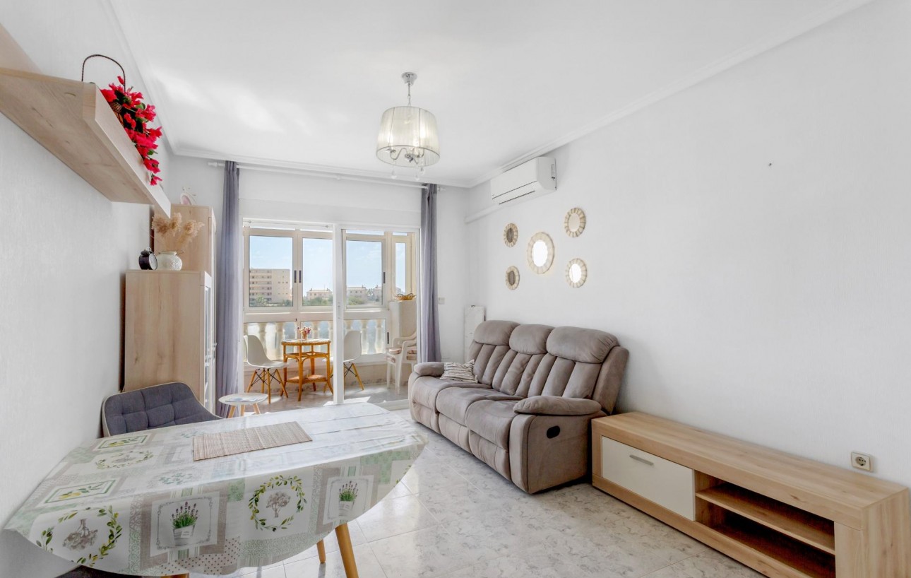 Venta - Apartamento - Torrevieja - La Mata