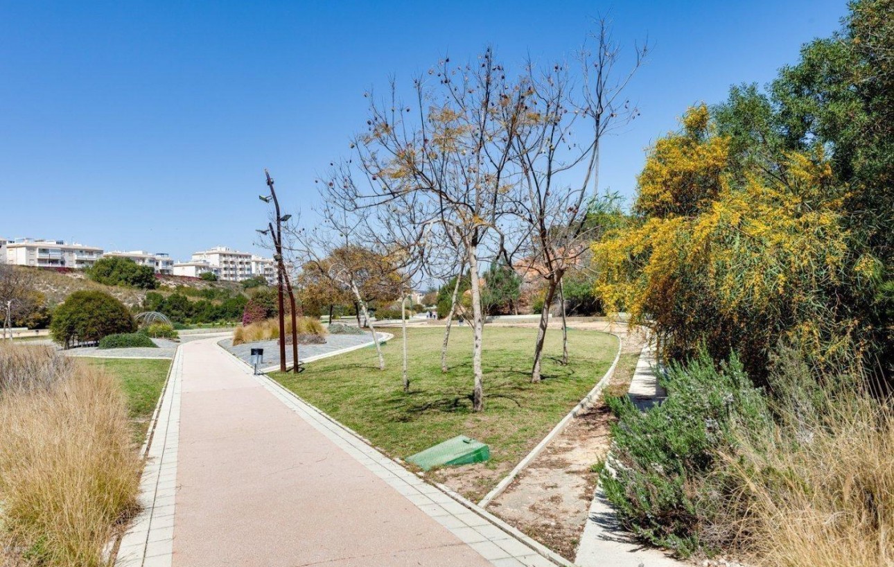 Venta - Apartamento - Torrevieja - La Mata