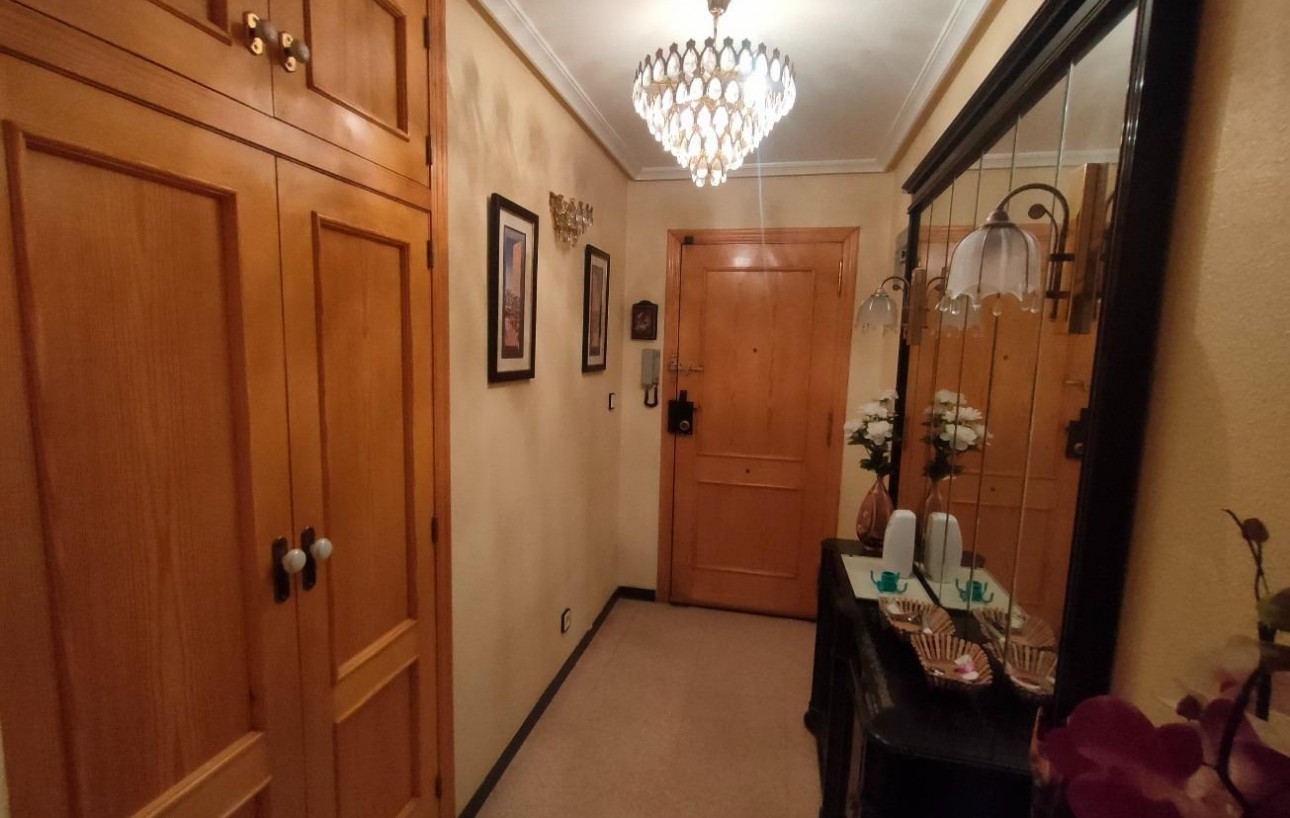 Venta - Apartamento - Torrevieja - Playa del cura