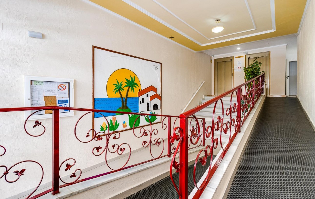 Sale - Apartment - Torrevieja - Habaneras