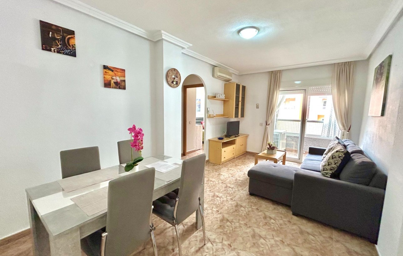 Venta - Apartamento - Torrevieja - Playa del cura