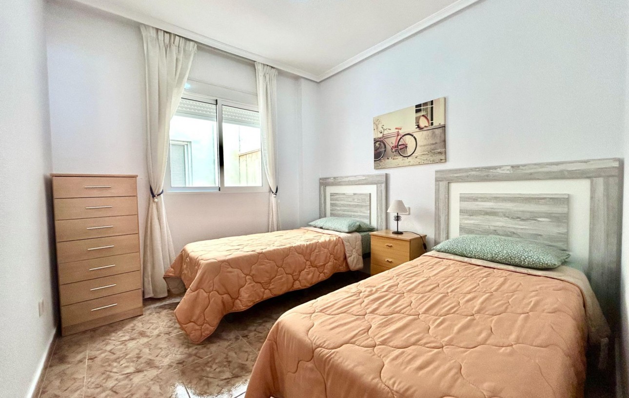 Venta - Apartamento - Torrevieja - Playa del cura
