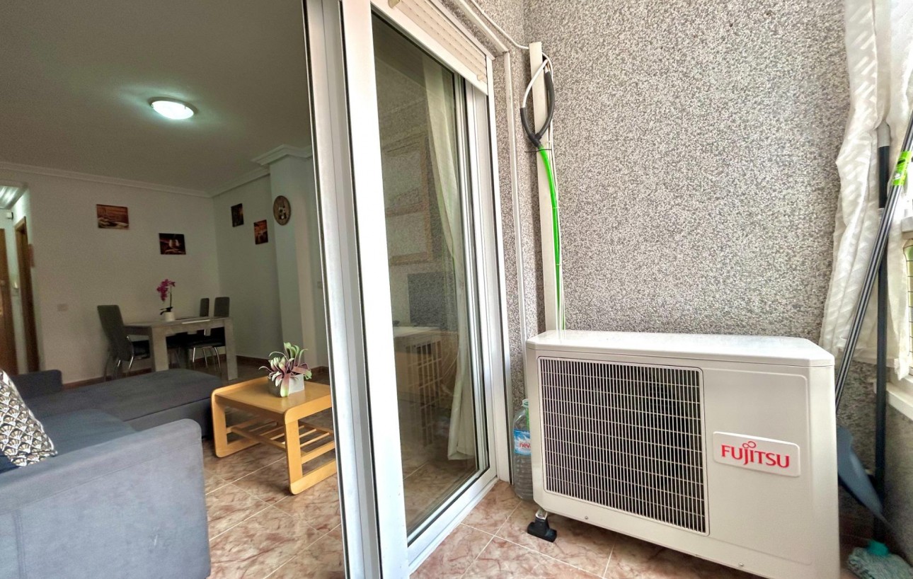 Venta - Apartamento - Torrevieja - Playa del cura