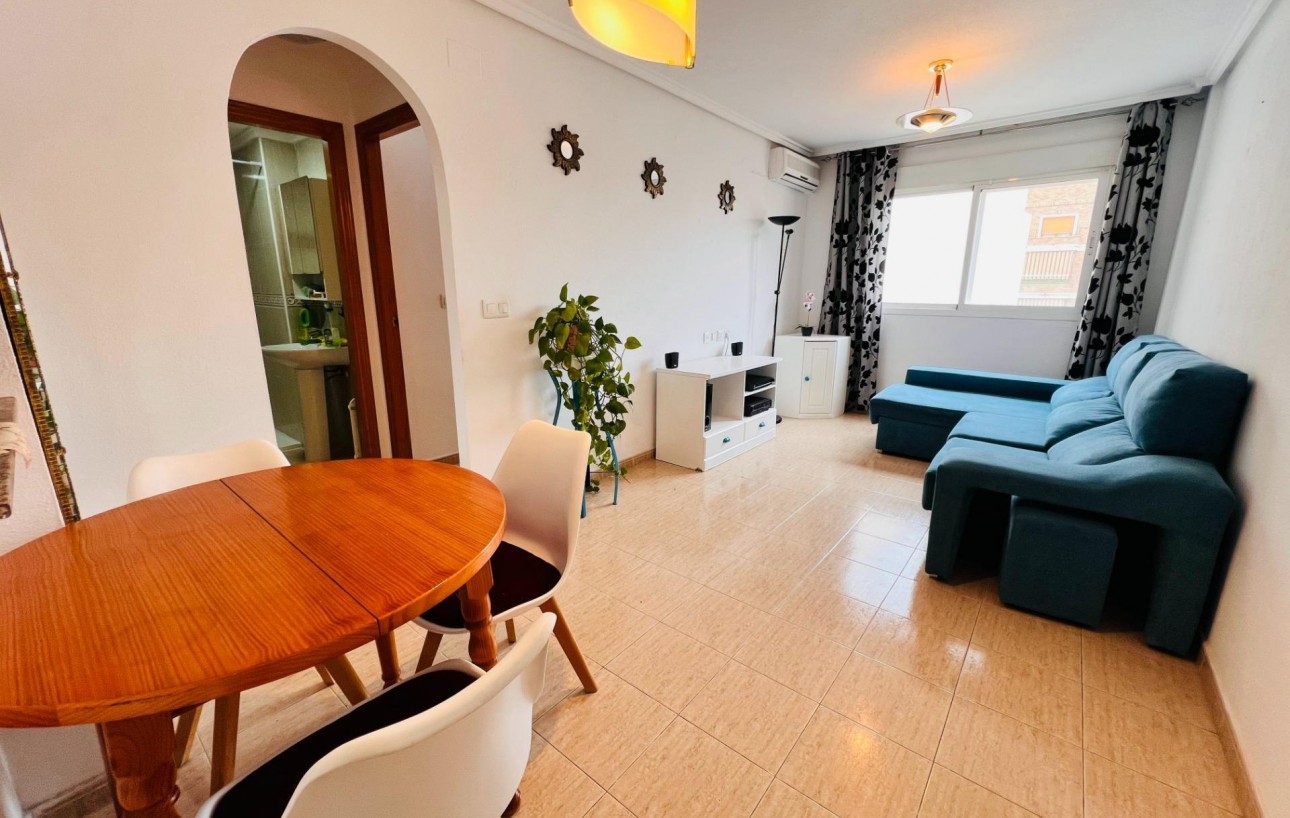 Sale - Apartment - Torrevieja - torrevieja