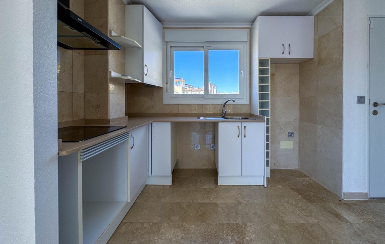 Resale - Villa - Guardamar del Segura - EL RASO
