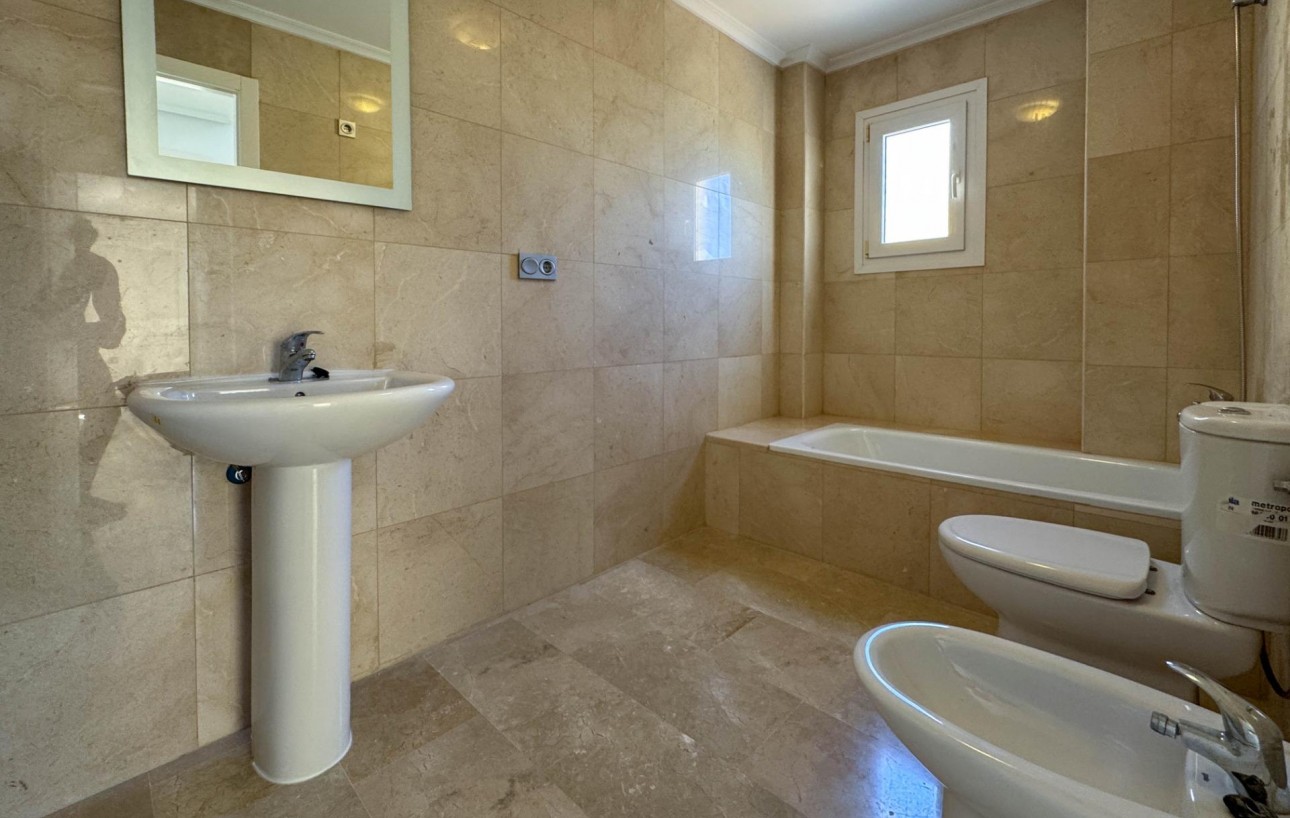 Resale - Villa - Guardamar del Segura - EL RASO