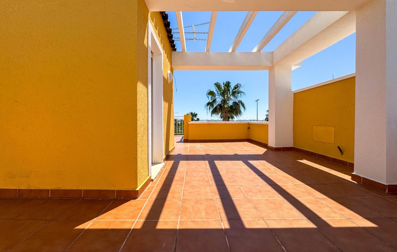 Resale - Villa - Guardamar del Segura - EL RASO