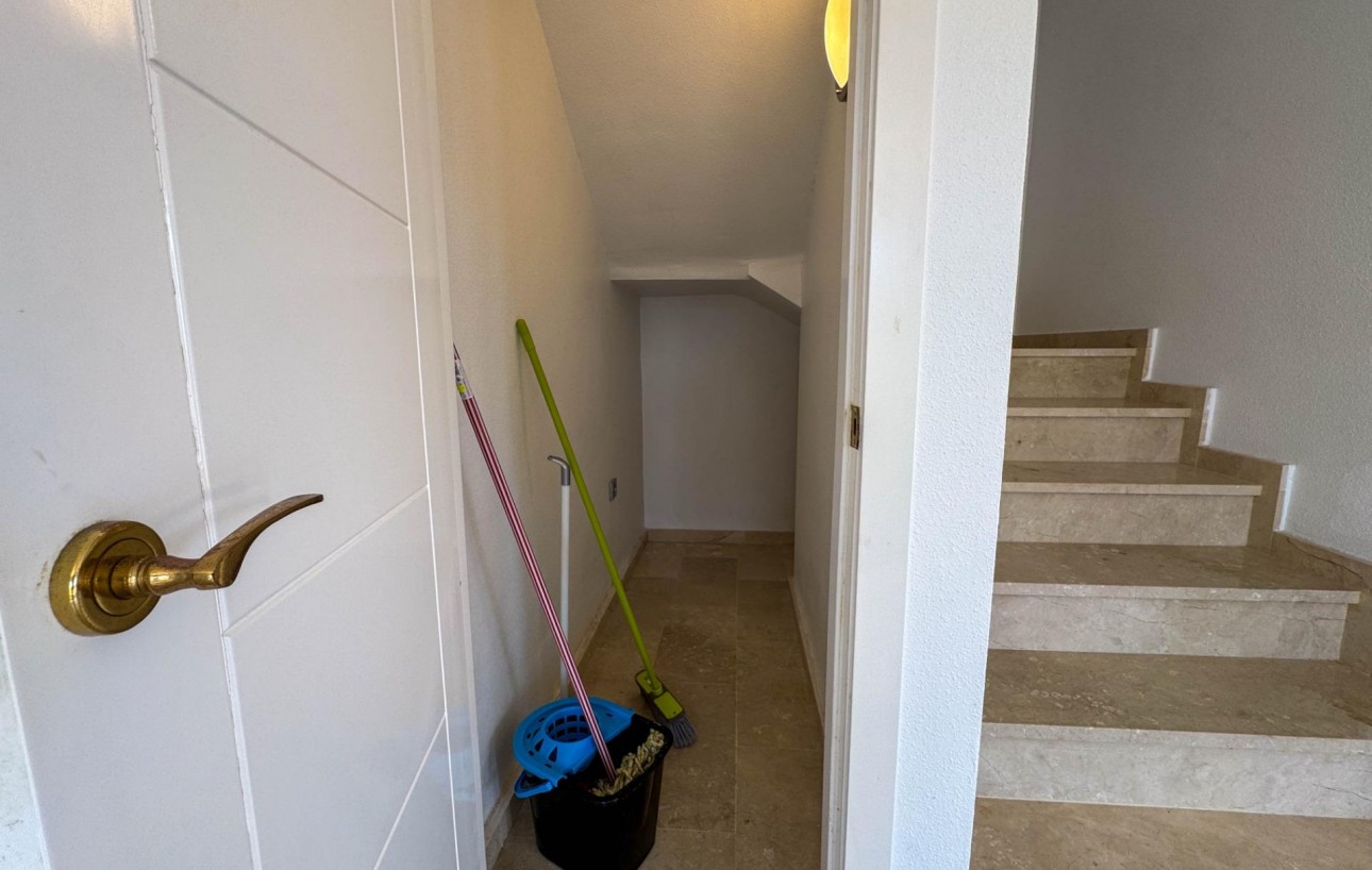 Resale - Villa - Guardamar del Segura - EL RASO